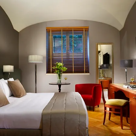 Principe Torlonia ホテル