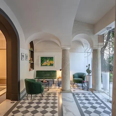 Principe Torlonia ホテル 4*
