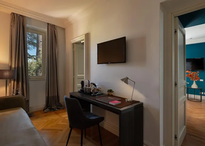 Hotel Principe Torlonia Rome